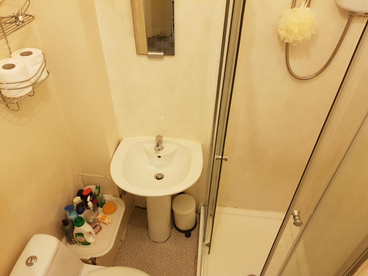 Glen View Apartments Port Glasgow Bagian luar foto